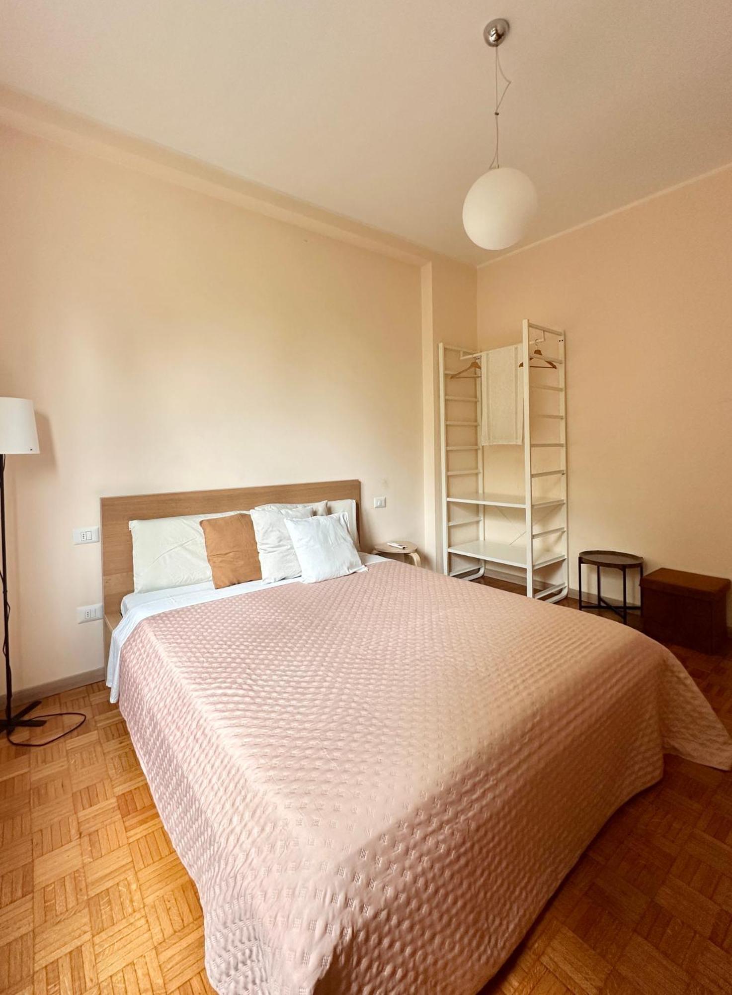 Casa Ling -Ac - Parking-2Bathrooms Como Exterior foto